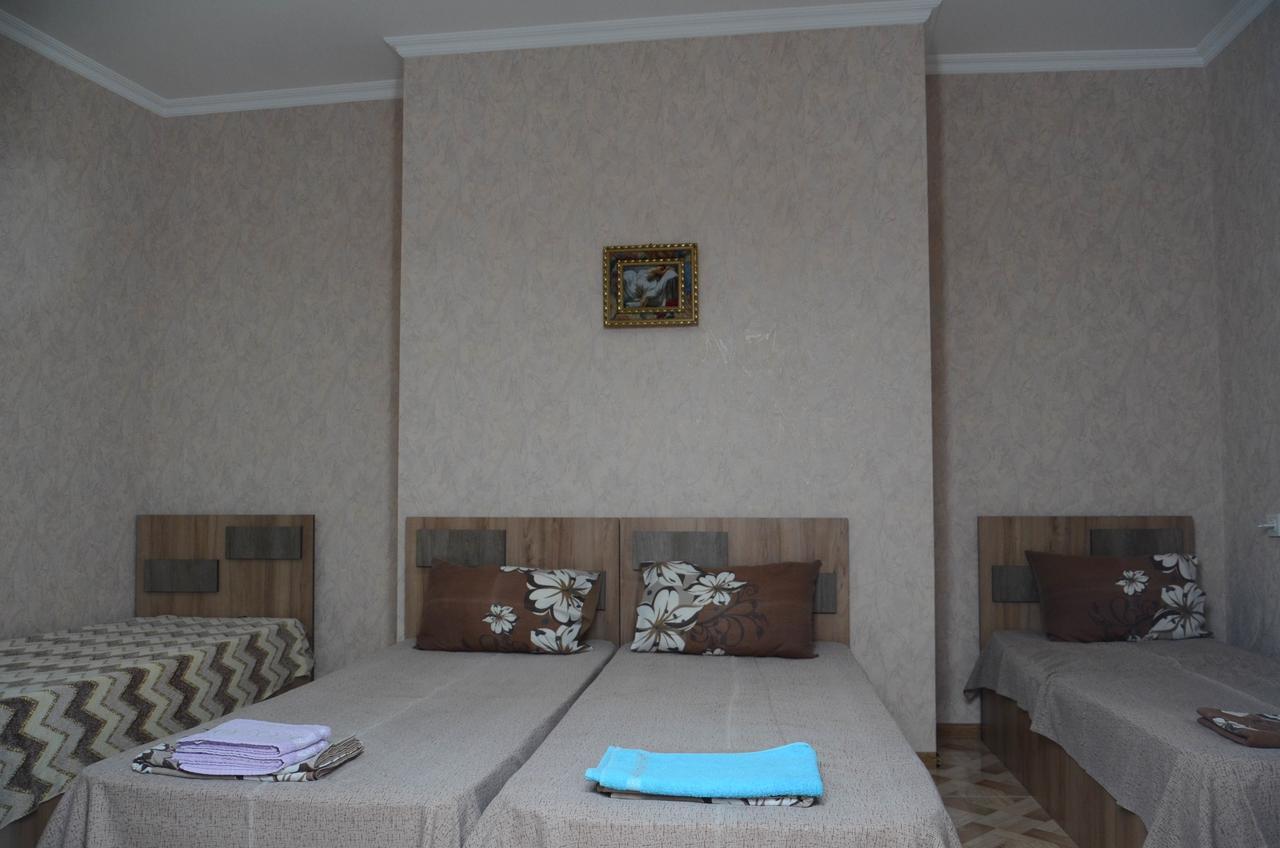 Kutaisi Best Guest House Extérieur photo